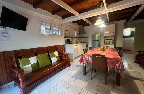 Saint-Pierre Apartment | F3 Bien Équipé à Saint-pierre Ville D'art et D'histoire