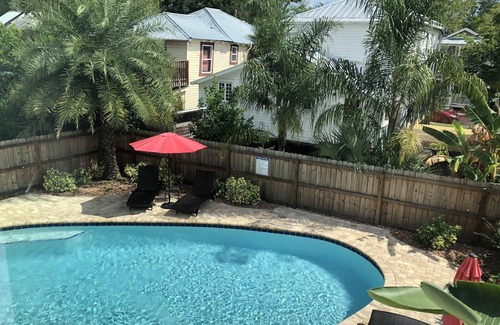 Lincolnville Apartment | F4, Downtown, POOL, 2 king beds, 2 full bathrooms, free onsite parking!