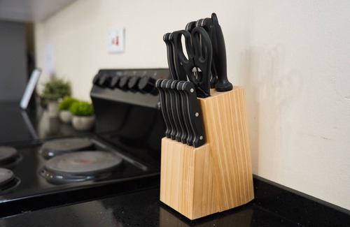 Cathedral Hill Apartment | F4 - Pool, Inverter, Gym, Pavilion, Wifi, Perfect for Kids - Ibex Meanwood!