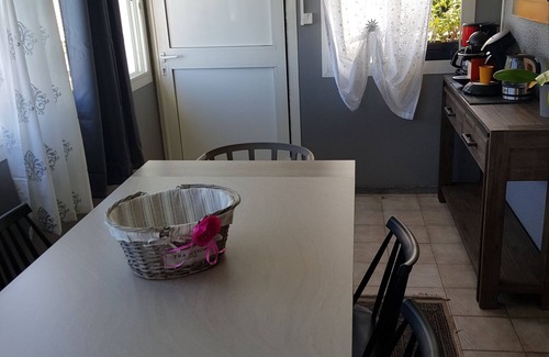 Concession Conde House | F4 furnished holiday home with sea and mountain views