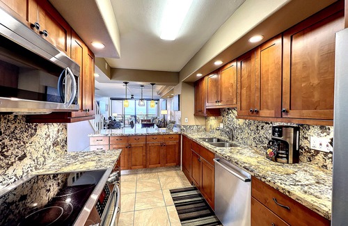 Kahana Condo | F507 - 2 Bedroom/2 Bath - Steps from the Beach, Super Clean!