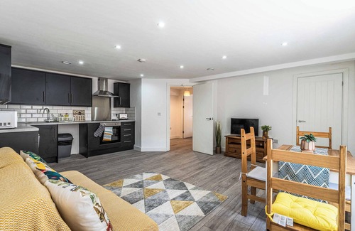 Liverpool Apartment | Fab apartment sleeps 6