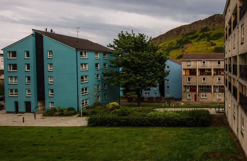 Pleasance Apartment | Fab Arthur Seat views. Old town apartment.
