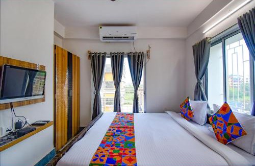New Town Hotel | FabExpress Amar Raj Villa - Nr Eco Park