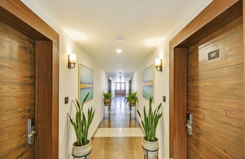 Saket Hotel | FabExpress Anutham Saket