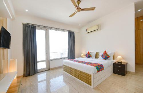 Gurugram Hotel | FabExpress AR Suites