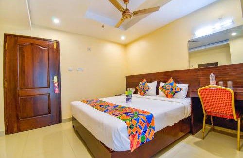 Hyderabad Hotel | FabExpress Deccan Heritage - Nr ISKON TEMPLE , ABIDS