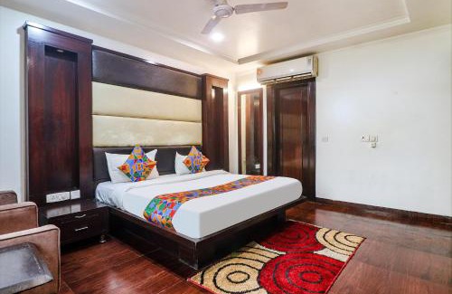 Prashant Vihar Hotel | FabExpress Rayplus - Prashant Vihar