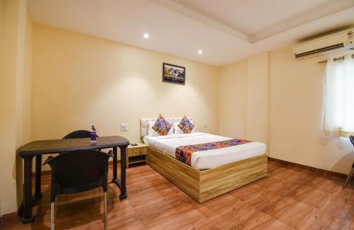 Pimpri - Chinchwad Hotel | FabExpress Seven Seas