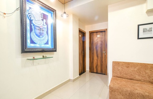 Indore Hotel | Fabexpress The King Palace