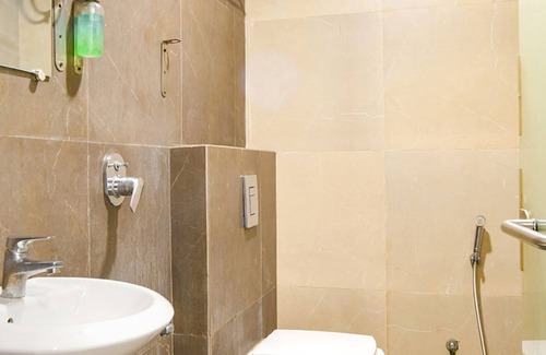 Indore Hotel | Fabexpress The King Palace