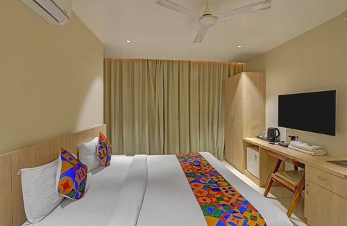 Warangal Hotel | Fabhotel Blue Moon