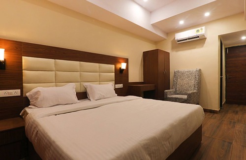 Lucknow Hotel | FabHotel Blueark