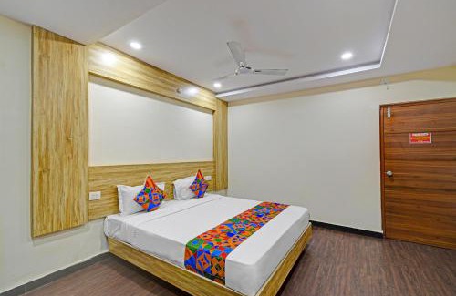 Hyderabad Hotel | FabHotel Cube
