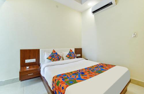 Gayariawas Hotel | FabHotel Diamond I