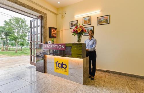 Gayariawas Hotel | FabHotel Diamond I
