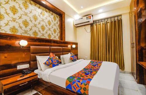 Patna Hotel | FabHotel Icon