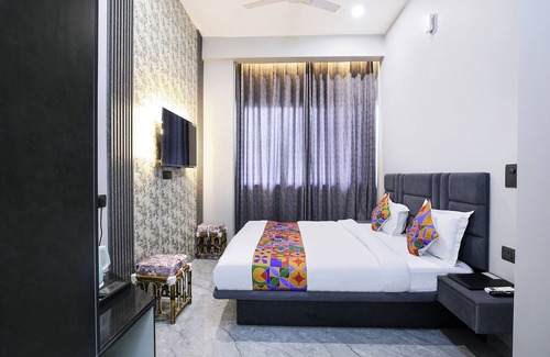 Sector 70 Hotel | Fabhotel Inn Of Joy