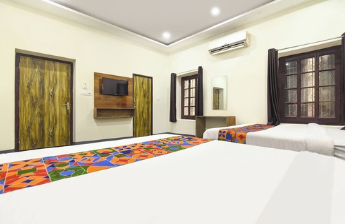 Ballygunge Hotel | Fabhotel Kgf 2