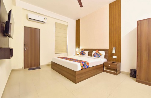 Durgapura Hotel | Fabhotel Majestic Heights