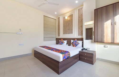 Durgapura Hotel | Fabhotel Majestic Heights