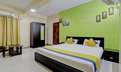 Sadduguntepalya Hotel | FabHotel Palm Emirates