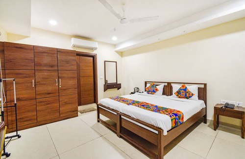Secunderabad Hotel | Fabhotel Prime Am Suites