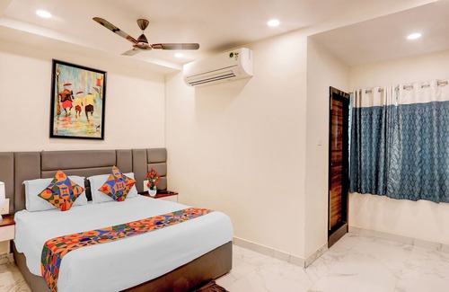 Khammam Hotel | Fabhotel Radha Rani Residency