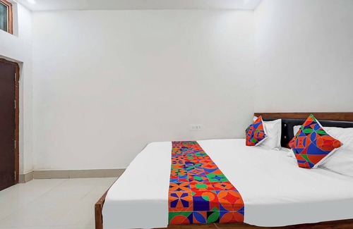 Faizabad Hotel | Fabhotel Ramendra Palace