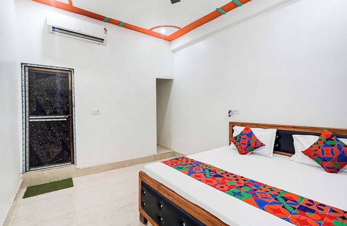 Faizabad Hotel | Fabhotel Ramendra Palace