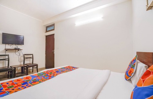Rakabganj Hotel | Fabhotel Sai Residency