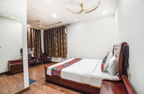 Rakabganj Hotel | Fabhotel Sai Residency