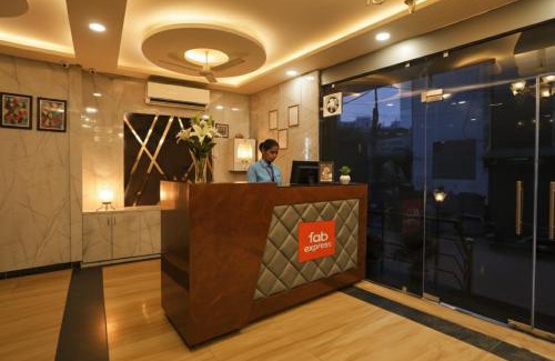 Sahibabad Hotel | FabHotel The Diamond