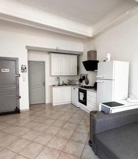 Le Beausset Apartment | Fabuleux Logement