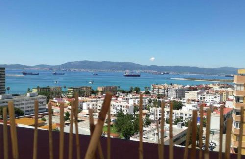 La Linea de la Concepcion Apartment | Fabulous Penthouse