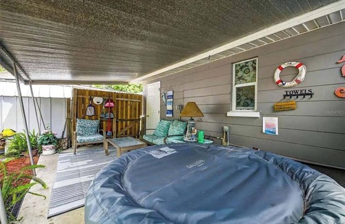 Largo Cottage | Fabulous 2-bedroom cottage with AC in Largo