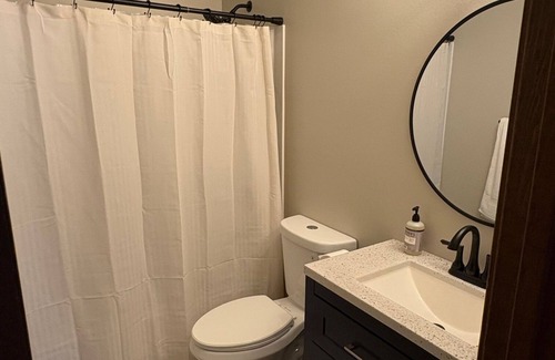 Manhattan House | Fabulous 2-bedroom house in Manhattan. Walkable to KSU.