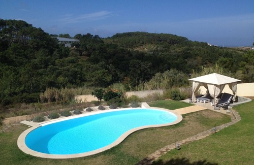 Ericeira Villa | Fabulous 3 Bedroom Villa with Private Pool & Gardens