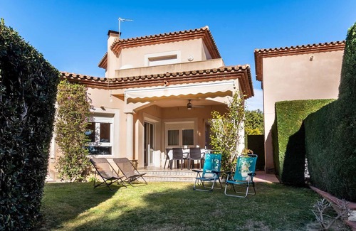 Bonmont Terres Noves Villa | Fabulous Alba 3 : between sea and mountains
