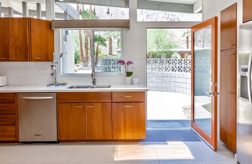 Vista Las Palmas House | Fabulous Alexander home in the best neighborhood w/pool, spa & mountain views