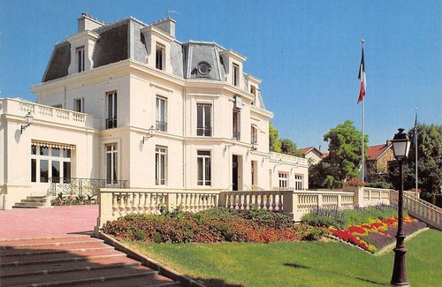 Chaville Apartment | Fabulous Appartment Between Paris and Versailles