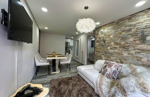 El Tesoro Apartment | Fabulous apt in the best populated point