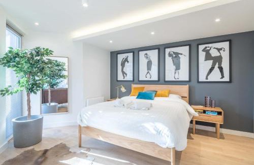 Cambridge City Centre Apartment | Fabulous Central Apt - With Balcony & Parking