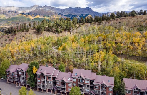 Mountain Village Condo | Fabulous condo close to Chair lifts 1 and 10 in Meadows Area