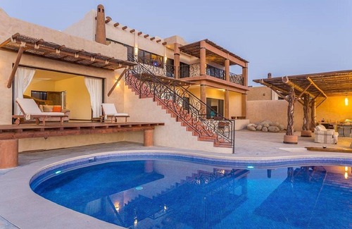 Todos Santos House | Fabulous Fall and Winter