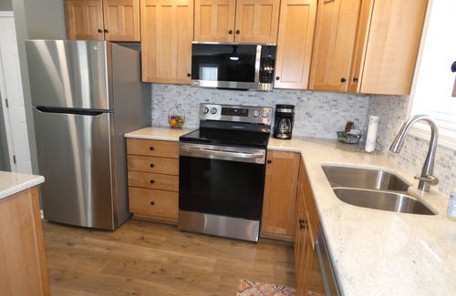 Chief Golf Cottages Condo | Fabulous Golfview Condo