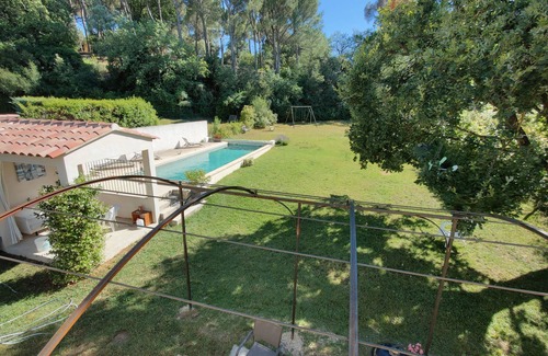 Pernes-les-Fontaines Villa | Fabulous: House, garden with sun + shade, large swimming pool, close to the village!