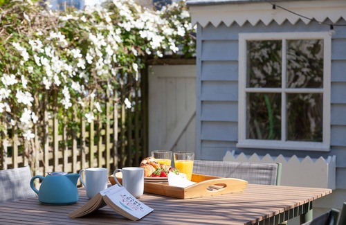 St Ives House | Fabulous holiday house with garden and nearby parking, close to town and beaches