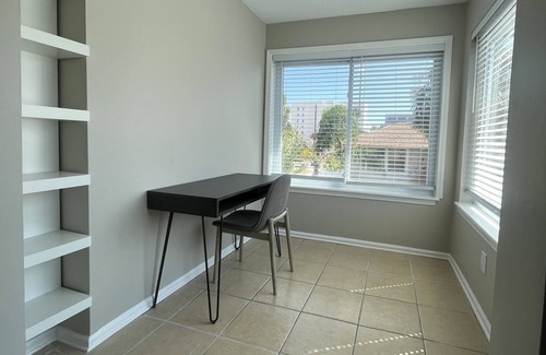 Jacksonville Beach House | Fabulous Jax Beach townhouse. 2 king bed/full bath suites. 2 blocks to ocean.