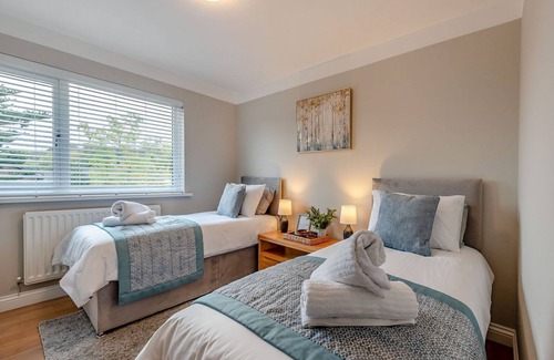 Ciliau-Aeron Cottage | Fabulous large detached bungalow just 4 miles from the lovely town of Aberaeron.